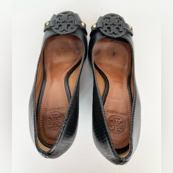 Tory Burch Mini Miller Lizard Textured Leather Peep Toe Wedge Heels in Black, 7 - Picture 14 of 15